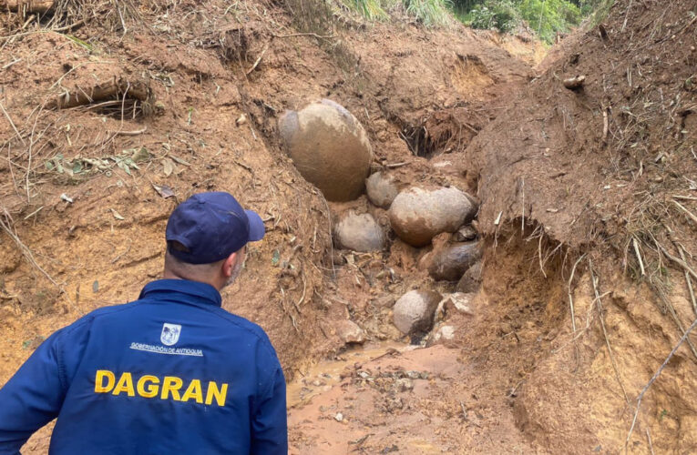 Lluvias provocan graves afectaciones viales en Antioquia: cierres, deslizamientos y pasos restringidos